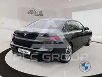 2025 BMW 750