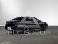 2025 BMW 750