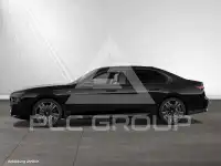 2025 BMW 750