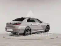 2025 BMW 750