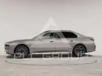 2025 BMW 750
