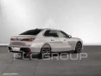 2025 BMW 750