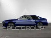 2025 BMW 750