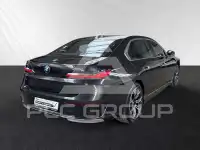 2025 BMW 750
