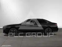 2025 BMW 750