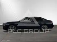 2025 BMW 750