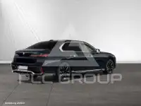 2025 BMW 750