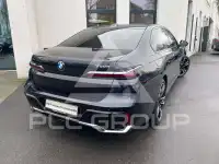 2025 BMW 750