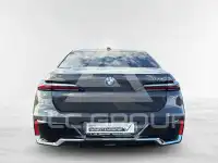 2025 BMW 750