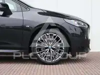 2025 BMW 230