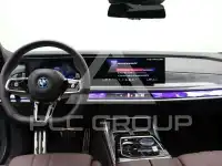 2025 BMW 760