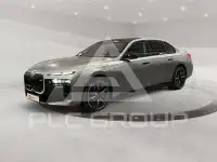 2025 BMW 760
