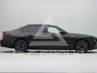 2025 BMW 760