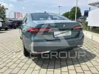 2025 BMW I5