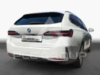 2025 BMW I5