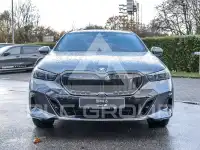 2025 BMW I5