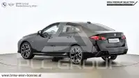 2025 BMW 220