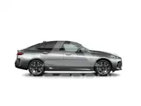 2025 BMW 220