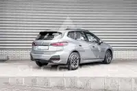 2025 BMW 220