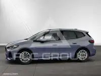 2025 BMW 220