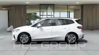 2025 BMW 220