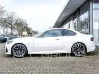 2025 BMW 240M