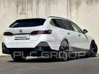 2025 BMW 530