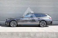 2025 BMW 530