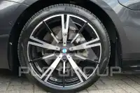 2025 BMW 530
