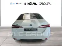 2025 BMW 530