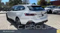 2025 BMW 530