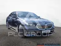 2025 BMW 530
