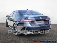 2025 BMW 530
