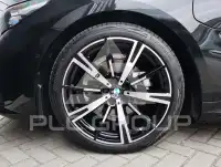 2025 BMW 530