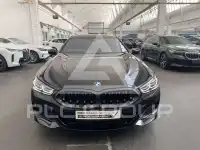 2025 BMW 840