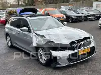2025 BMW 320