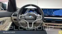 2025 BMW 320