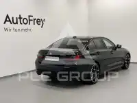 2025 BMW 320