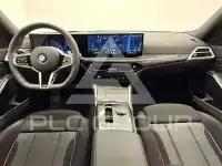 2025 BMW 320