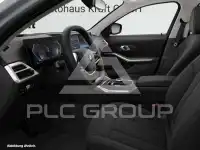 2025 BMW 320