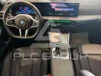 2025 BMW 320