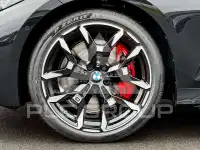 2025 BMW 320