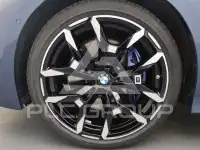 2025 BMW 320