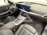 2025 BMW 320