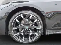 2025 BMW 320