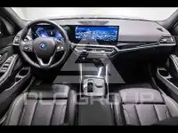2025 BMW 320