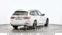2025 BMW 320