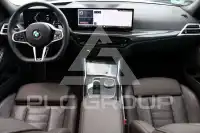 2025 BMW 320