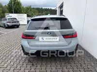 2025 BMW 320