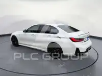 2025 BMW 320